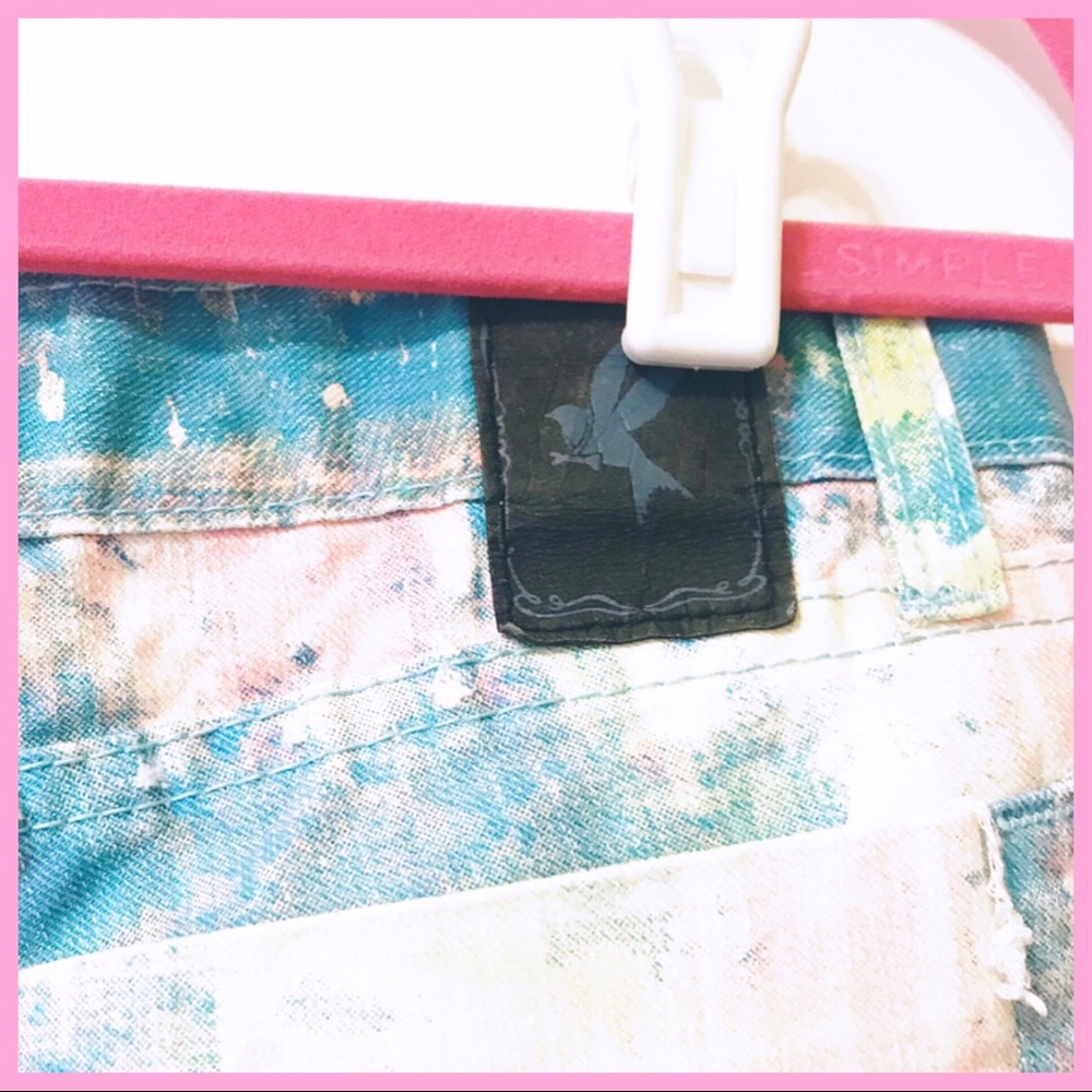 ONE TEASPOON | “Bonita” Paint Splatter Shorts - Picture 6 of 8